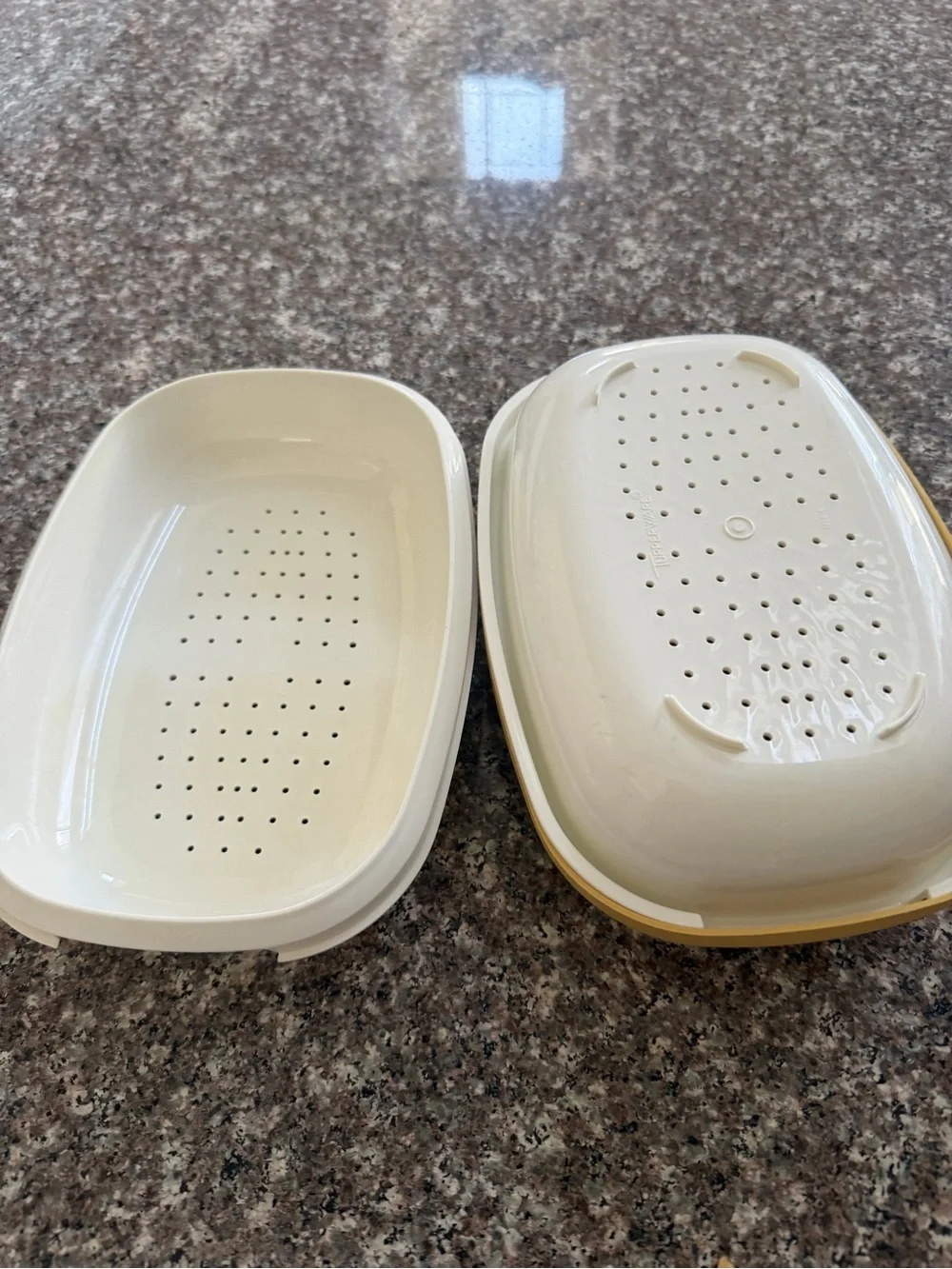 Vintage Tupperware Harvest Gold 3-Piece Microwave Vegetable Steamer Set 1273